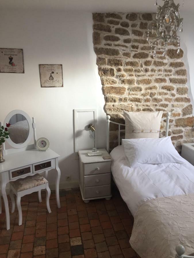 No 3 Lingramiere Bed & Breakfast La Ferte-Mace Eksteriør bilde